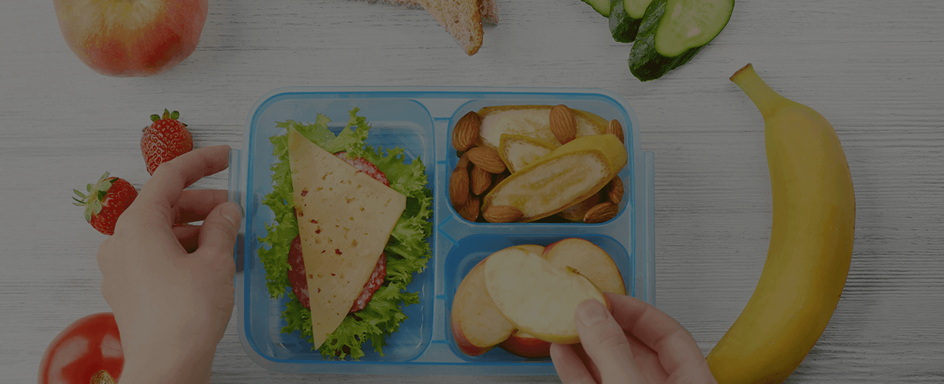 Fresh lunchbox with fruits and sandwich
